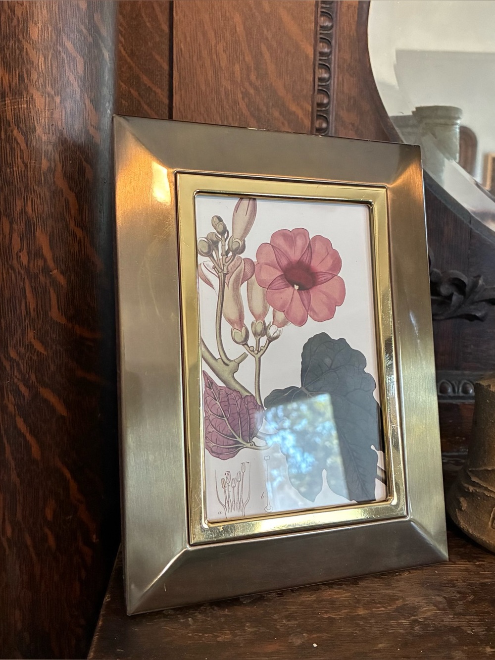 Vintage Gold Tone Metal Freestanding Photo Frame Botanical Floral Print 6x8"
